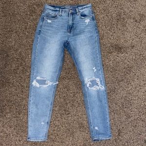 American eagle high rise ripped mom jeans